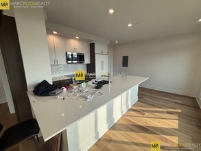 1946 Washington St, Unit #PH-5C in Boston, MA - Building Photo - Building Photo