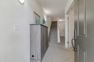 40733 Greystone Ter in Fremont, CA - Building Photo - Building Photo