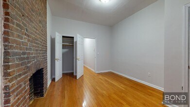 504 West 44th Street in New York, NY - Foto de edificio - Floor Plan
