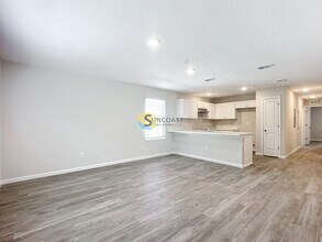 6451 Breezy Oaks Wy in Jacksonville, FL - Foto de edificio - Building Photo