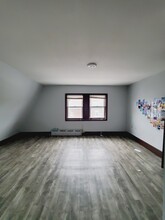 265 Fulton Ave, Unit 2 in Jersey City, NJ - Foto de edificio - Building Photo
