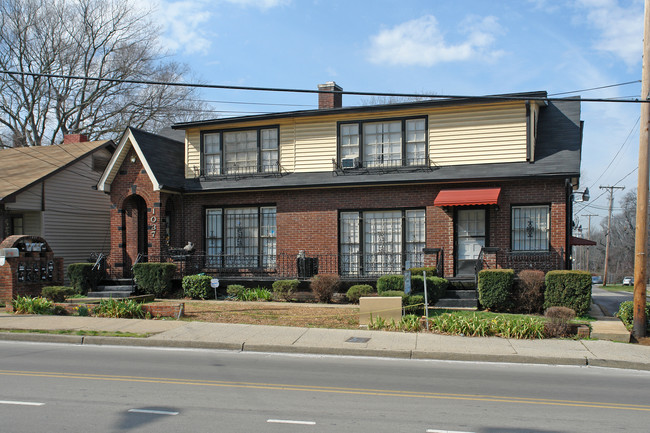 1037 Dr Db Todd Jr Blvd in Nashville, TN - Building Photo - Building Photo