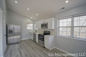 6069 Buell Ln in Indianapolis, IN - Foto de edificio - Building Photo