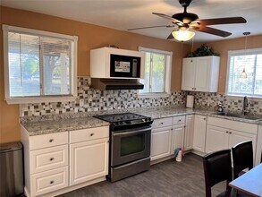 10480 Parkview Cir in Frisco, TX - Building Photo - Building Photo