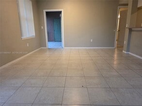 6660 W Sample Rd in Coral Springs, FL - Building Photo - Building Photo