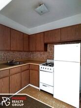 737 W Belmont Ave, Unit 514 in Chicago, IL - Building Photo - Building Photo