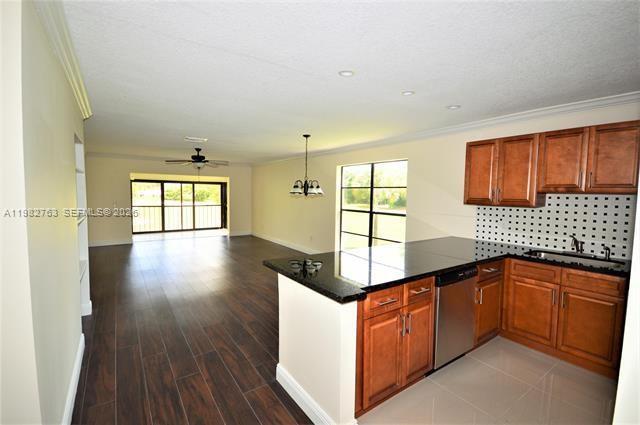 7944 Eastlake Dr in Boca Raton, FL - Building Photo - Building Photo