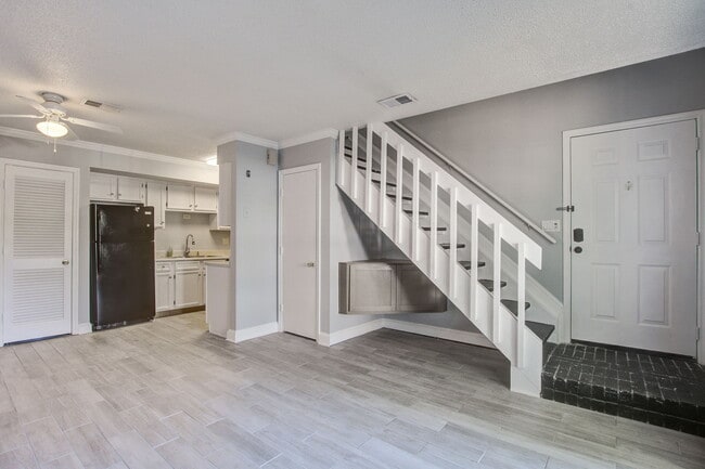 property at 2494 Etiwan Ave