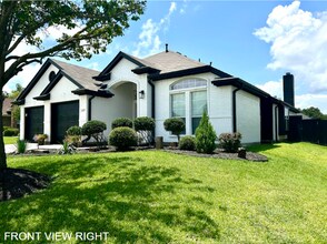 4517 Woodbluff Dr in Mesquite, TX - Building Photo - Building Photo