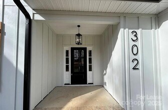 302 Lester Davis Rd in Waxhaw, NC - Building Photo - Building Photo