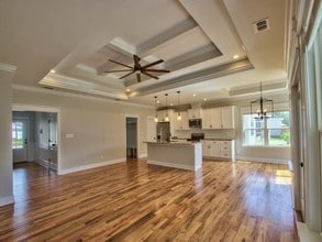 102 Churchill Dr in Crawfordville, FL - Building Photo - Building Photo