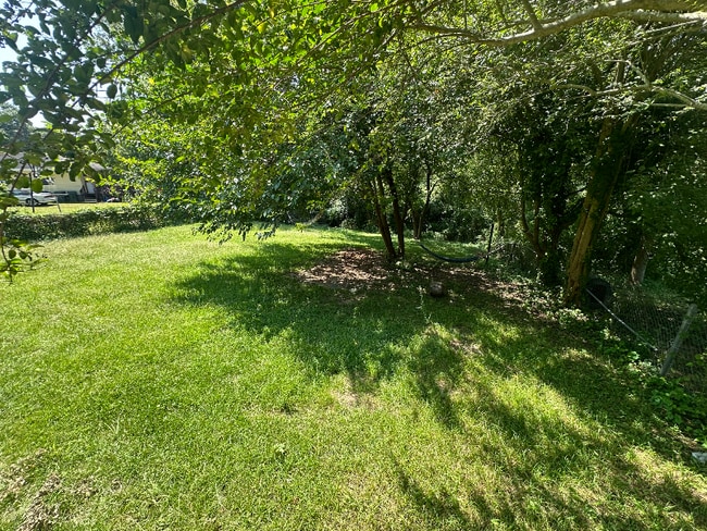 property at 620 Grantland Dr