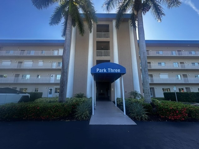 property at 14831 Park Lake Dr
