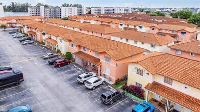 10101 W Okeechobee Rd in Hialeah Gardens, FL - Building Photo - Building Photo