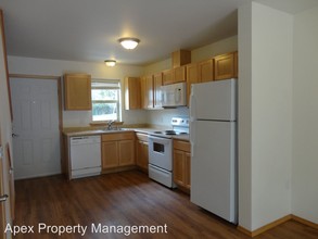 Northside Apartments in Bellingham, WA - Building Photo - Interior Photo