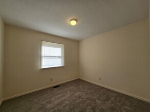 7514 Telfair Dr in Fayetteville, NC - Foto de edificio - Building Photo