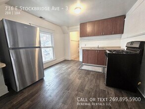 716 E Stockbridge Ave, Unit 3 in Kalamazoo, MI - Building Photo - Building Photo