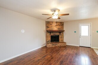 5907 Willow Crest Dr in Arlington, TX - Building Photo - Building Photo