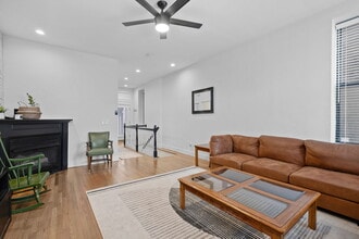 1702 S Tucker Blvd, Unit A in St. Louis, MO - Foto de edificio - Building Photo