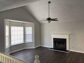 132 Mayfield Ct in Hiram, GA - Foto de edificio - Building Photo