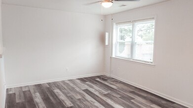 9901 Hagel Cir in Lorton, VA - Building Photo - Building Photo