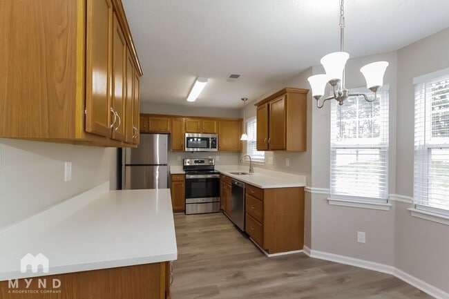 219 Chattaroy Dr in Charlotte, NC - Building Photo - Building Photo