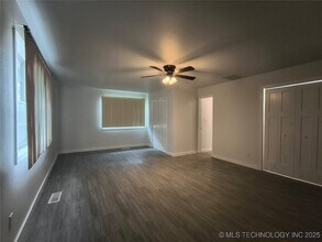 16012 S Elwood Ave in Glenpool, OK - Building Photo - Building Photo