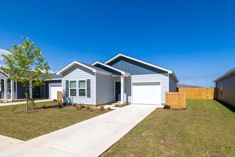 Outpost Orchard Residential in Foley, AL - Foto de edificio - Building Photo