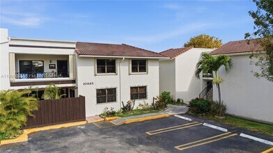 10885 NW 7th St in Miami, FL - Building Photo - Building Photo