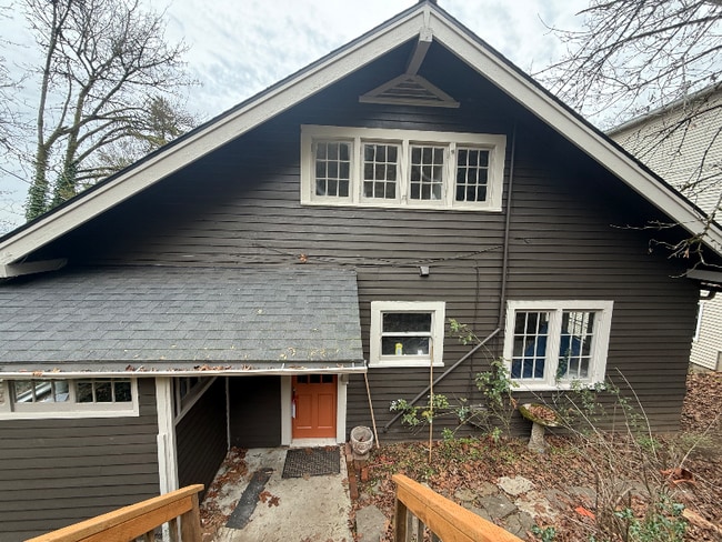 9633 NW St Helens Rd in Portland, OR - Foto de edificio - Building Photo