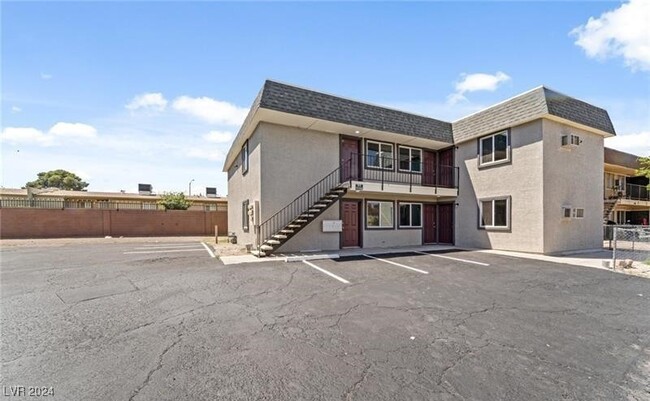 308 Eastminister Ct in Henderson, NV - Building Photo - Building Photo