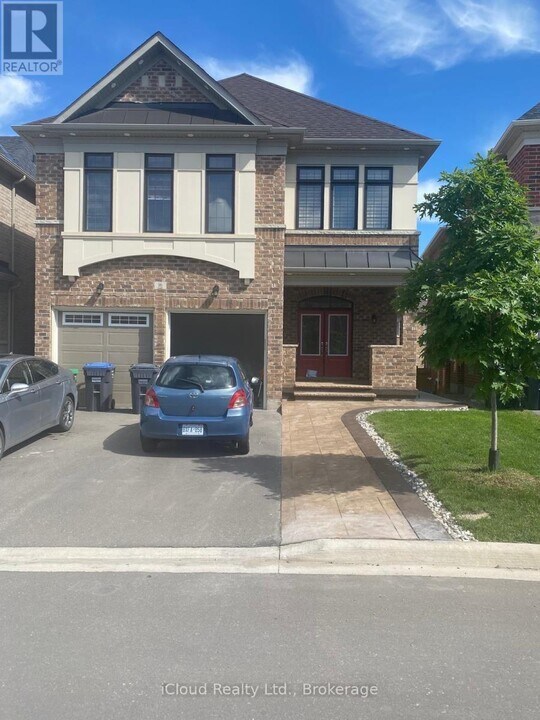 16 Provost Trail in Brampton, ON - Building Photo