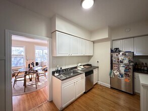320 Lee St in Evanston, IL - Building Photo - Building Photo