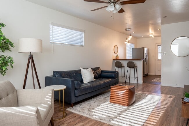 4615 N 14th St, Unit A in Phoenix, AZ - Building Photo - Building Photo