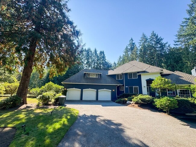 property at 4439 140th Ave NE