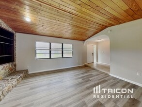 20111 Ventura Ave in Port Charlotte, FL - Building Photo - Building Photo