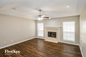 4630 Pebble Brook Dr in Jacksonville, FL - Foto de edificio - Building Photo