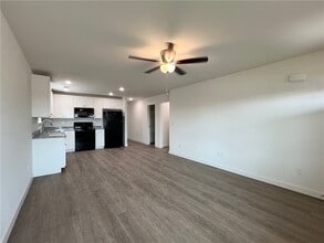 522 NW 68th Ave in Bentonville, AR - Building Photo - Building Photo