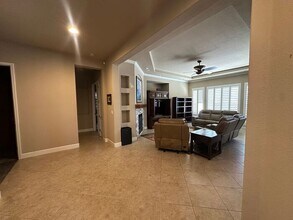 2340 Hickory Hill Way in Reno, NV - Building Photo - Building Photo