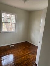 1908 SE Massachusetts Ave in Topeka, KS - Building Photo - Building Photo