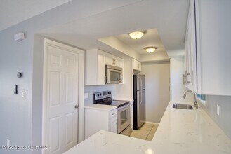 137 Washington Ave in Indialantic, FL - Building Photo - Building Photo