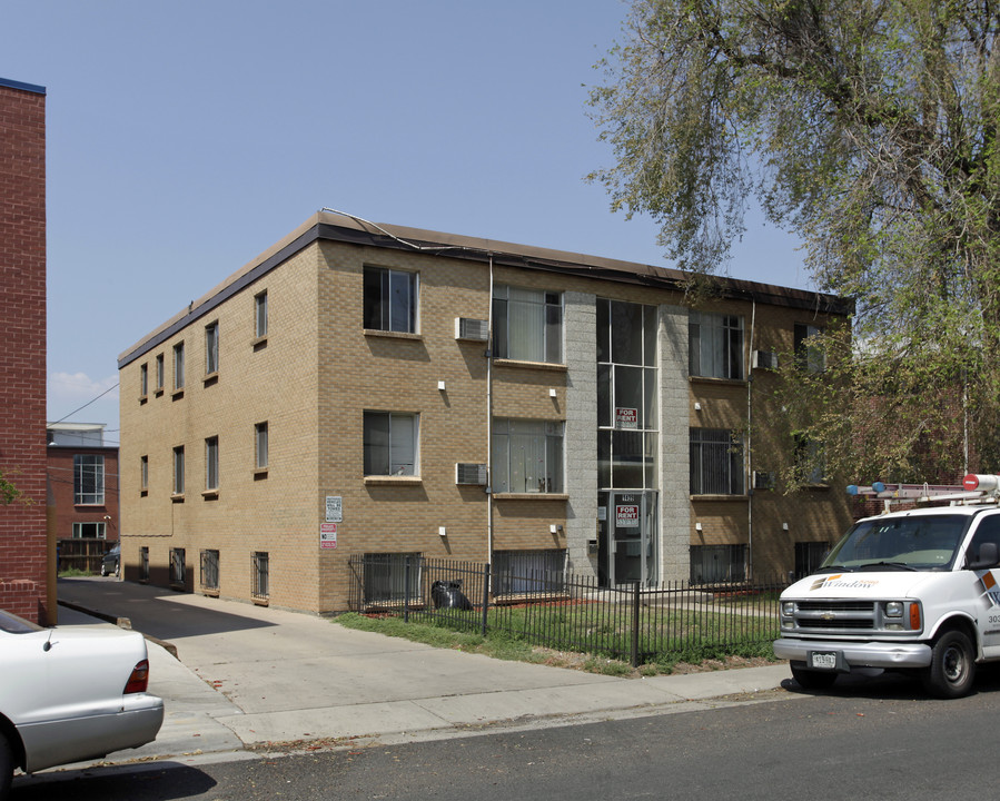 Moline Apartments in Aurora, CO - Building Photo