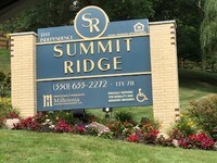 Building Photo - Summit Ridge Apartamentos in Akron, Ohio