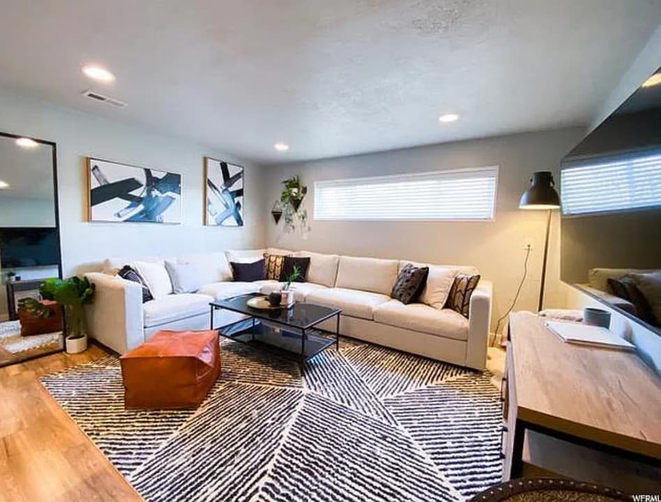 721 Rosewood Ln in Layton, UT - Building Photo