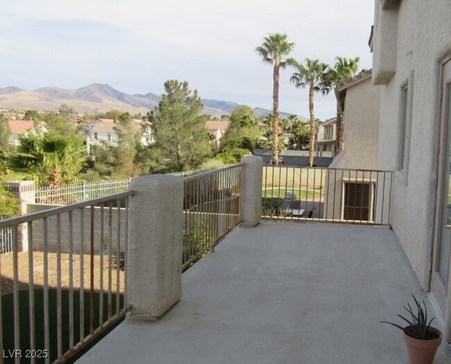 property at 3044 Andretti Ln