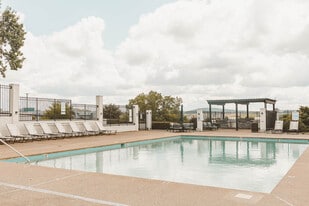 300 Hickory in Antioch, TN - Building Photo