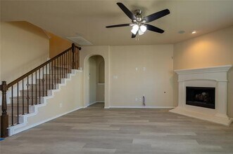 2813 Saddle Creek Dr in Fort Worth, TX - Building Photo - Building Photo