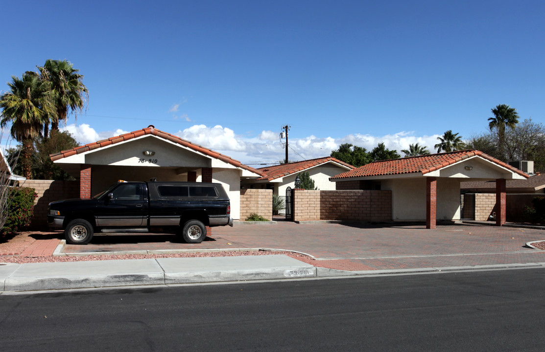 73810 Santa Rosa Way in Palm Desert, CA - Building Photo