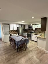 84 Thorndike St, Unit B in Cambridge, MA - Foto de edificio - Building Photo