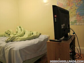 14 Wait St, Unit 3F in Boston, MA - Foto de edificio - Building Photo